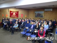 В Кызыле роль Октябрьской революции в истории Тувы обсудили на Круглом столе