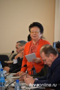 Глава Тувы с активом Совета гражданских инициатив обсудил вопросы безопасности дорожного движения
