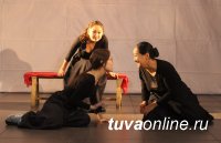 В январе жителей Тувы ожидает театральная премьера «Бернарда Альба» о непростой женской судьбе