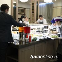 Глава Тувы считает, что новая гостиница Azimut-Энесай должна задавать новые стандарты культуры обслуживания