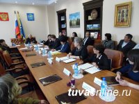 Общественная палата Тувы подписала соглашения по обеспечению общественного наблюдения Общественная палата Тувы подписала соглашения по обеспечению общественного наблюдения