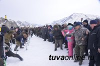 Глава Тувы Шолбан Кара-оол в выходные дни посетил Барун-Хемчикский район и город Ак-Довурак Глава Тувы Шолбан Кара-оол в выходные дни посетил Барун-Хемчикский район и город Ак-Довурак