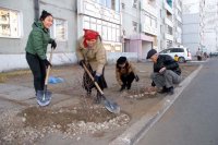 В Мэрии Кызыла от Управляющих компаний и ТСЖ принимают заявки на завоз земли для благоустройства дворов