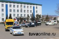 В Кызыле и поселке Каа-Хем проведен автопробег, посвященный безопасности дорожного движения