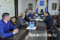 В правительстве Тувы прорабатывается вопрос о прокладке автодороги в Республику Алтай