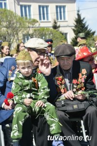 Потомки солдат-победителей не дадут переписать правду о Великой Отечественной войне – Шолбан Кара-оол