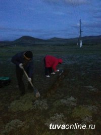 Выпускники Хайырыканской школы на 30-летие выпуска подарили родной школе и селу волейбольную площадку Выпускники Хайырыканской школы на 30-летие выпуска подарили родной школе и селу волейбольную площадку