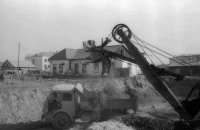 Историческая фотография о прокладке тепловых сетей Кызыла в 70-х годах