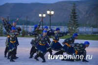 Министр обороны России Сергей Шойгу прибыл в Кызыл, где пройдет заседание совета министров обороны государств-участников СНГ