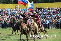 Тува: Мероприятия, посвященные Празднику животноводов – Наадыму-2018 (14-15 июля 2018 года)