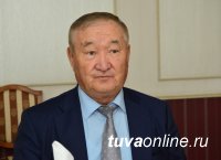 Глава Тувы собрал за одним столом экс-руководителей региона с советских времен до наших дней