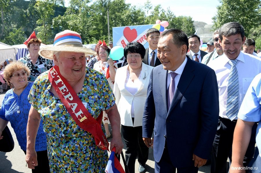 Новости ак довурак. АК-Довурак Республика Тыва. Туваасбест АК-Довурак. Тыва АК Довурак.