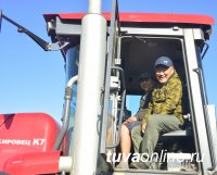 В Туве возрождают главную зерновую житницу республики В Туве возрождают главную зерновую житницу республики
