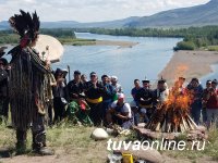 Евгений и Анай-Хаак Сарыглар. Особенности тувинского турбизнеса