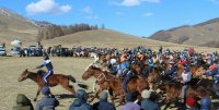 Победу на самых престижных дистанциях 15 и 25 км одержали скакуны из Пий-Хемского кожууна Тувы. Призовые автомобили 