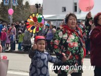 В Кызыле в Первомайском шествии прошли более 3000 кызылчан