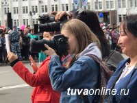 В Кызыле в Первомайском шествии прошли более 3000 кызылчан