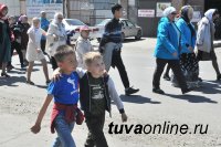 В столице Тувы православные провели крестный ход против алкоголизма