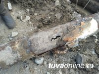 В Кызыле в ходе гидравлических испытаний выявлено 23 повреждения на тепловых сетях. К 15 часам 6 июня будет восстановлена подача горячей воды