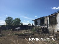 В пожаре в селе Ильинка погибли два человека, спасены дети и мать. Начат сбор вещей для погорельцев