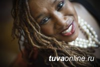 Королева джаза Дениз Кинг приедет в Туву на XX Международный фестиваль музыки и веры «Устуу-Хурээ»