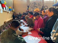 В Туве на 12 часов проголосовало 35% избирателей республики