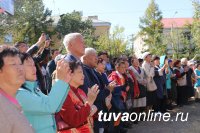 В Кызыле открыли памятники руководителям ТНР Сату Чурмит-Дажы и Адыг-Тюлюшу Хемчик-оолу