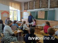 В 20 сельских школах Тувы открылись центры образования цифрового и гуманитарного профилей «Точка роста».