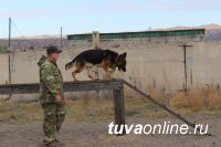 Юные друзья полиции из Тоджинского района посетили с экскурсией  подразделения МВД по Республике Тыва