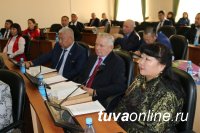 В Туве бюджет на 2020 год и плановый период 2021-2022 годов приняли во втором, окончательном чтении