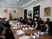 В Туве на общественных слушаниях единогласно поддержали изменение Конституции РФ