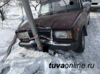 В Туве за поврежденную опору уличного освещения житель заплатит порядка 100 тысяч рублей