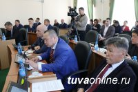 Парламент Тувы одобрил внесение поправок в Конституцию России