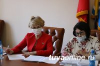 Сенатор Дина Оюн прибыла в Туву в рамках региональной недели