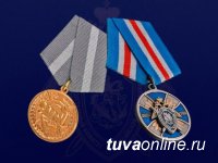 В Туве медалью Следкома России удостоена 13-летняя жительница Ак-Довурака