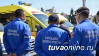 В Туву поступили 10 новых машин скорой помощи