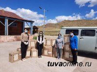 Приграничный с Тувой монгольский аймак Увс помог средствами защиты против COVID-19 "вечному соседу", организовав большую благотворительную акцию