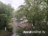 В Туве в течение суток 14 июля сильные дожди, грозы и град