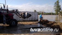 В охваченных паводком районах Тувы вода начала отступать