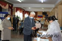 В Туве открылись 110 избирательных участков