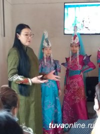 Молодые таланты из ТувГУ провели семинар для портных и швей республики