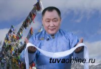 Глава республики Шолбан Кара-оол поздравил земляков с Днем тувинского языка