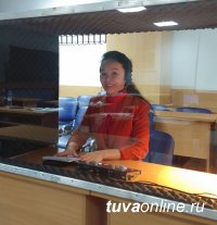 Завлит Театра кукол Виктория Монгуш стала первым тифлокомментатором в Республике Тыва