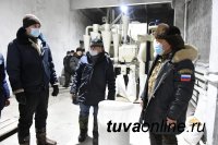 В Туве на земле Санникова намололи первые 20 тонн тувинской муки, трудоустроив в пахотный сезон до 90 безработных земляков