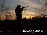 В Туве охотник, ранивший друзей на охоте, застрелился
