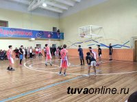Спортивные праздники женщин Кызыла