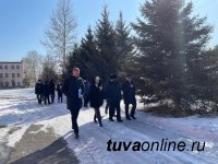 С инженерными сетями и стройками Кызыла познакомился министр строительства России Ирек Файзуллин С инженерными сетями и стройками Кызыла познакомился министр строительства России Ирек Файзуллин