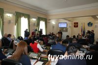 В Туве министр МВД ознакомил парламентариев с итогами деятельности ведомства в 2020 году