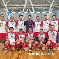 Команда МВД Тувы выиграла республиканский турнир по мини-футболу
