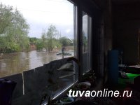 В Кызыле в связи с паводком объявлен режим ЧС. Подтоплены 48 домов. 